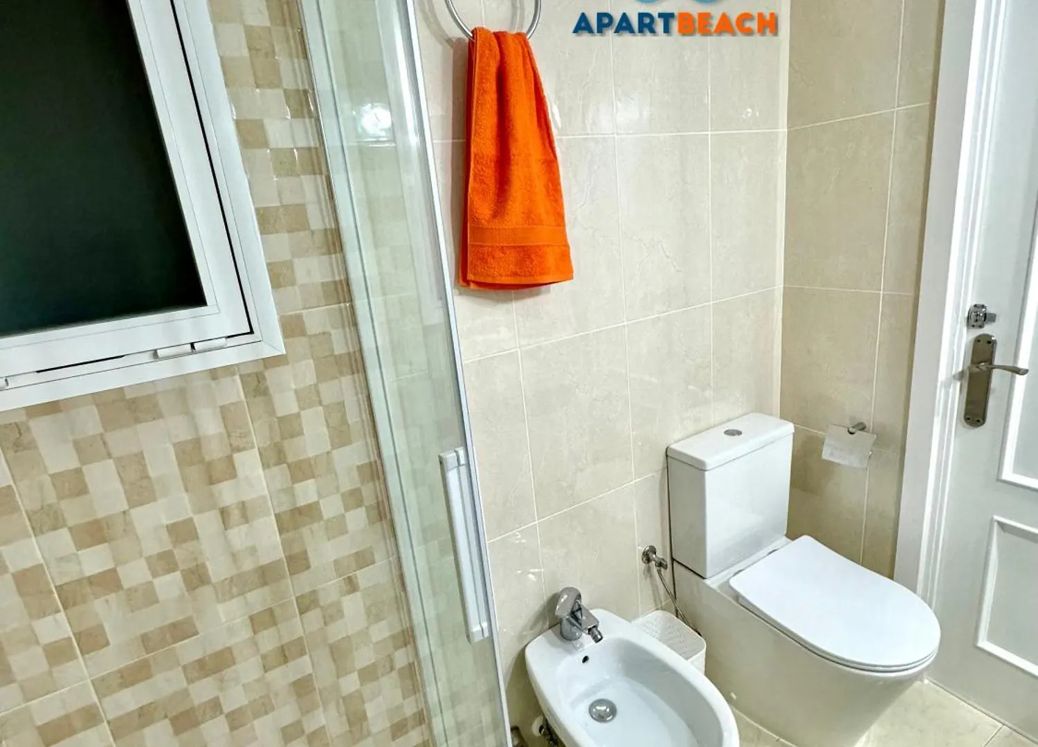 Apartbeach San Sebastian Junto Playa Larga Y Cala Dorada Salou Apartment