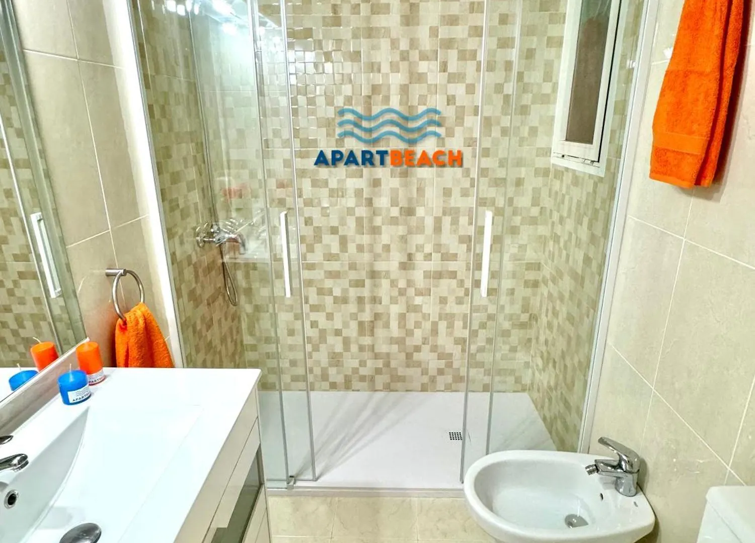 Apartbeach San Sebastian Junto Playa Larga Y Cala Dorada Salou 0*,