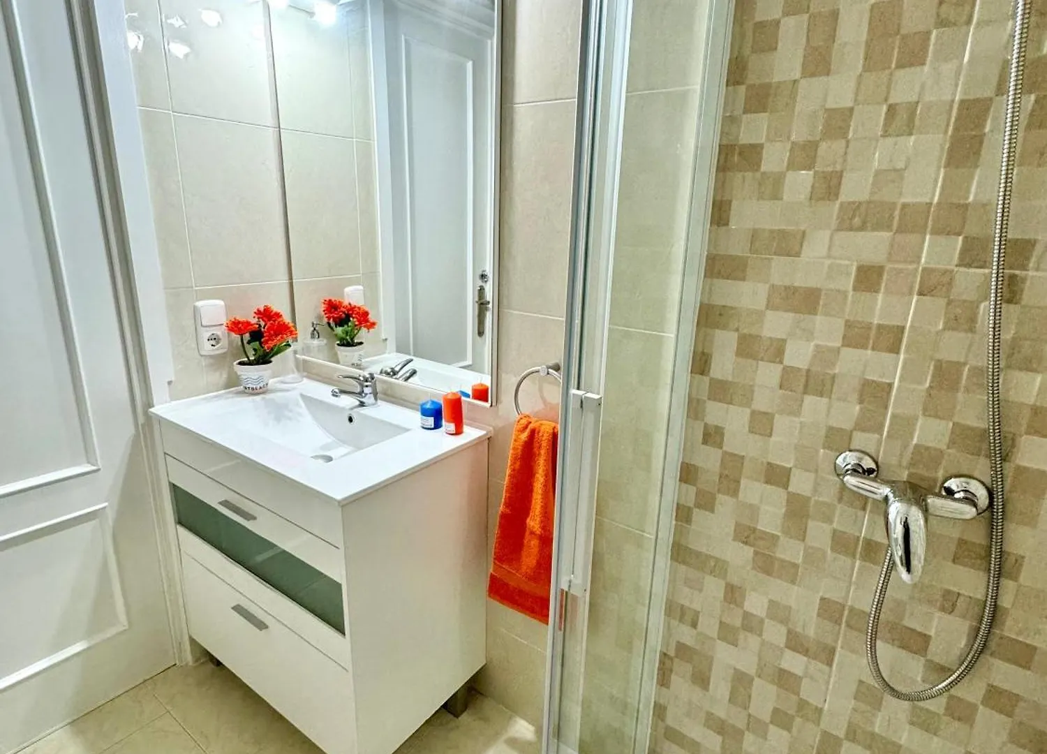 Apartbeach San Sebastian Junto Playa Larga Y Cala Dorada Salou